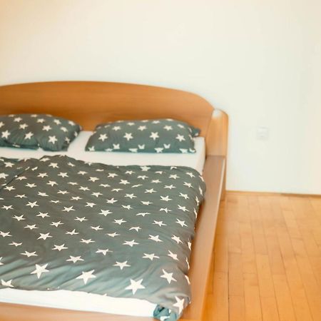 Hostel Tuzla Eksteriør billede