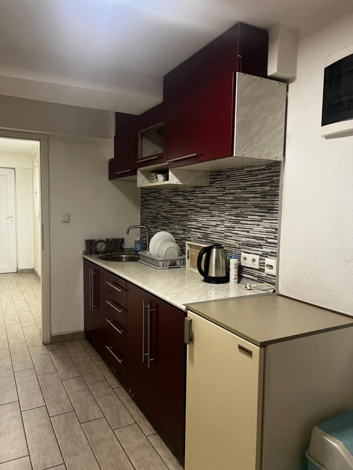 Hostel Tuzla Eksteriør billede