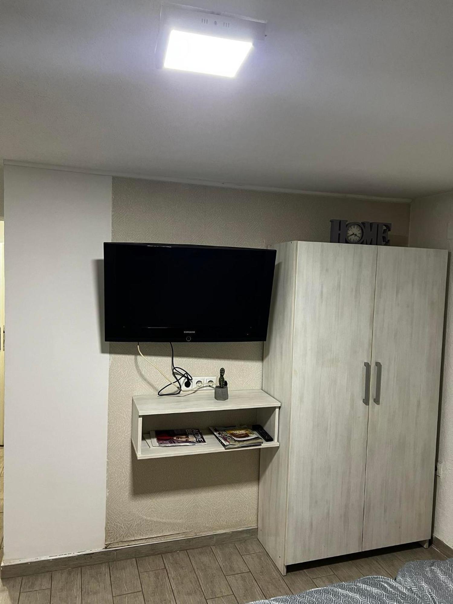 Hostel Tuzla Eksteriør billede