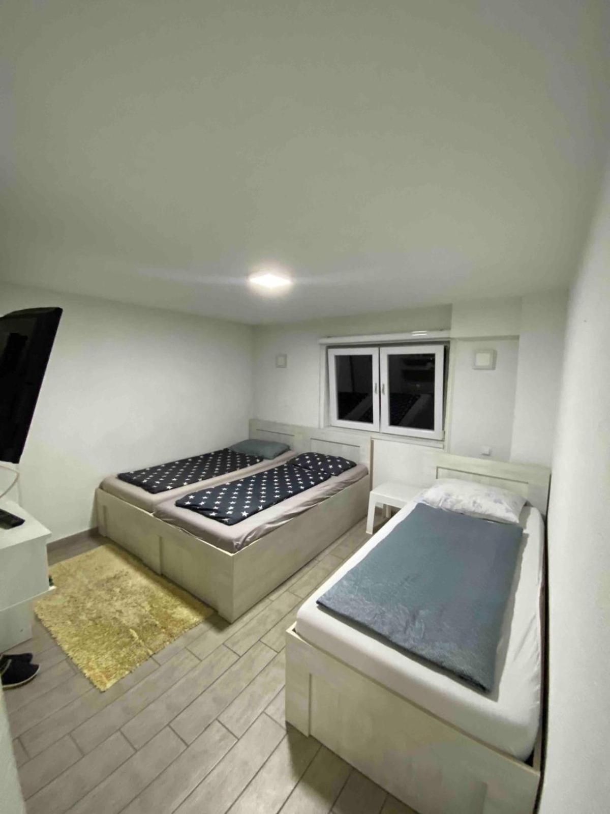 Hostel Tuzla Eksteriør billede