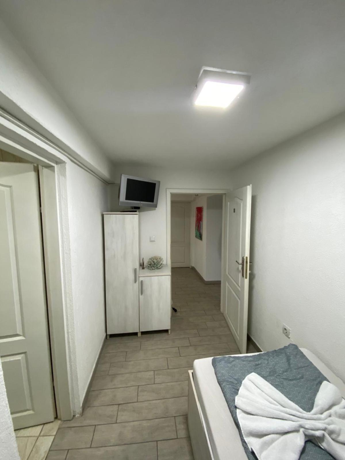 Hostel Tuzla Eksteriør billede